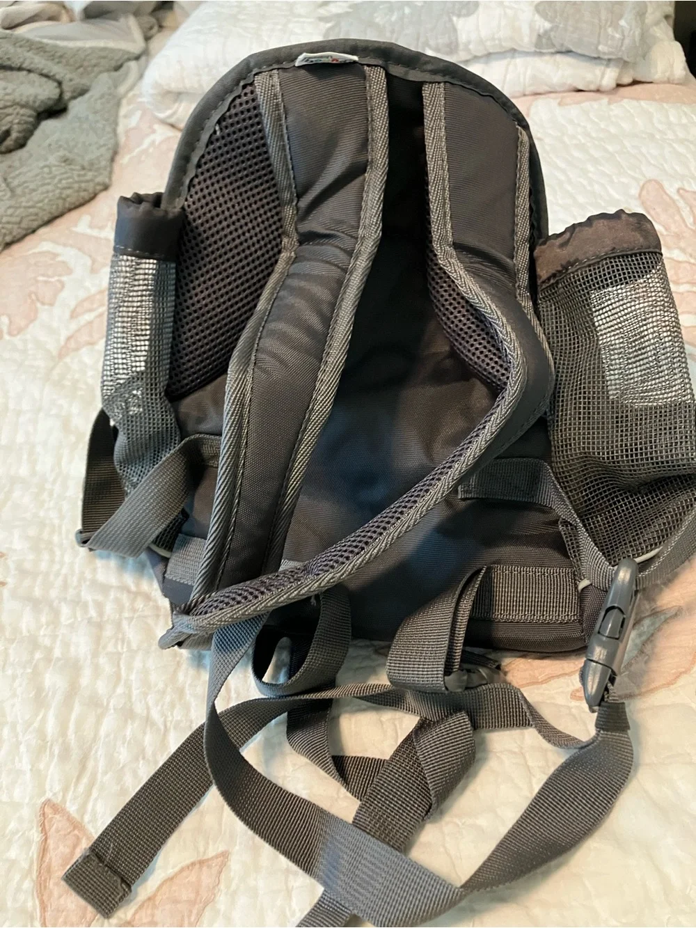 Outward Hound Gray Travel Pet Carrier / Dog Hiking Backpack